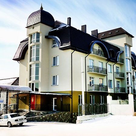 Optima Pochayiv Hotel โปชายิฟ ภายนอก รูปภาพ