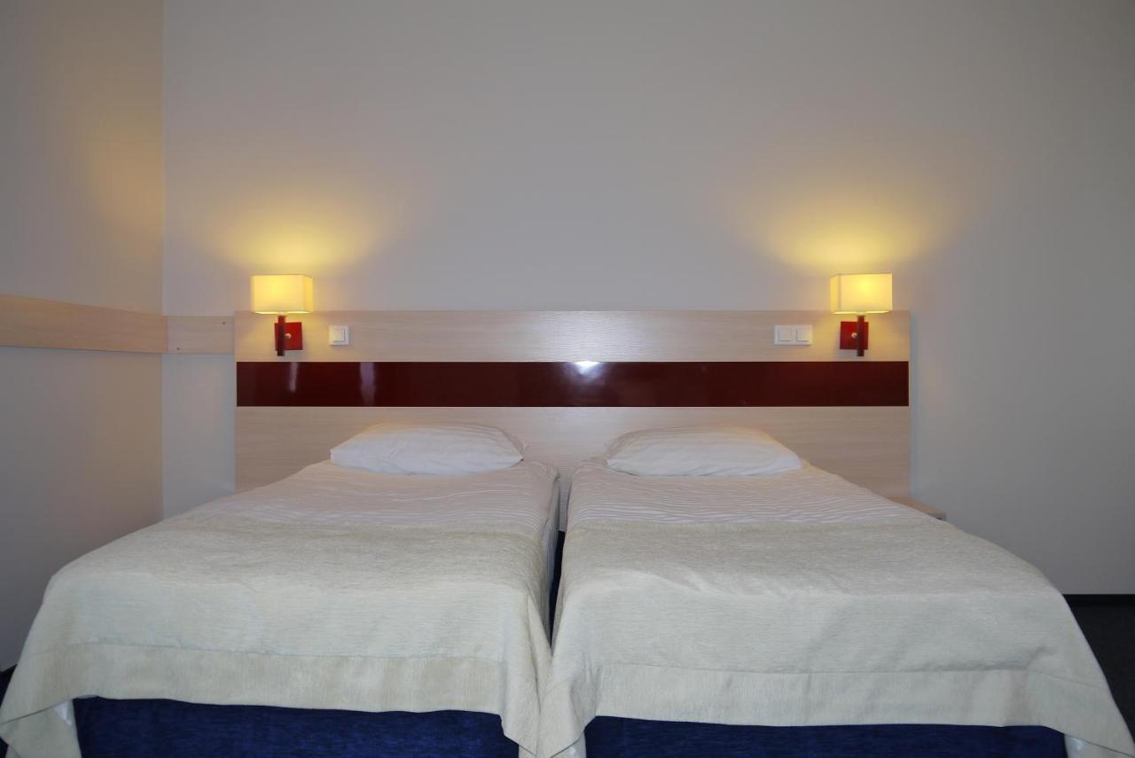 Optima Pochayiv Hotel โปชายิฟ ภายนอก รูปภาพ