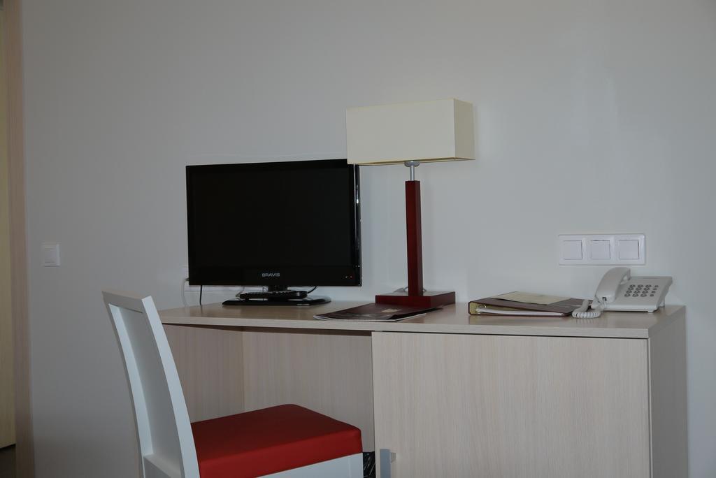 Optima Pochayiv Hotel โปชายิฟ ภายนอก รูปภาพ